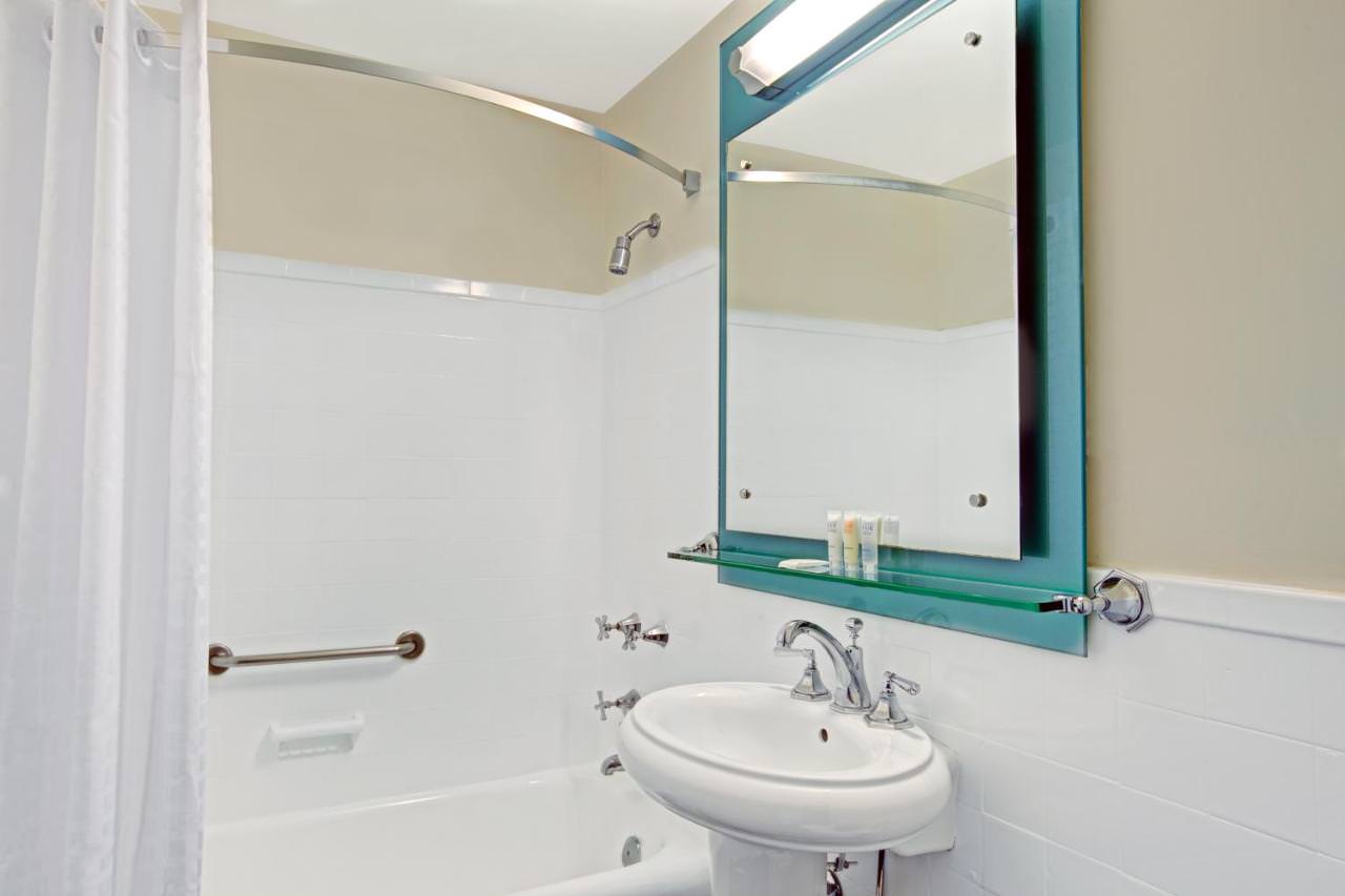 紐約旅遊｜紐約曼哈頓熱門飯店推薦懶人包，交通方便、治安好、評價優＆紐約必買旅遊工具書推薦