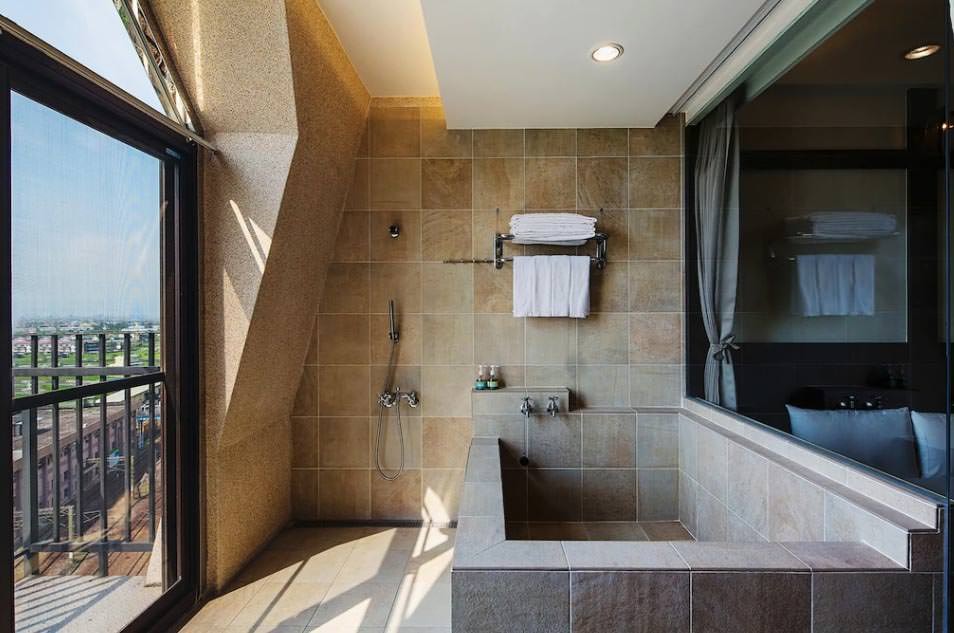 【宜蘭飯店推薦】精選五間礁溪泳池親子飯店住宿名單｜品文旅｜誠闊｜捷絲旅｜川湯春天溫泉酒店｜平價.新開幕.高CP值.泡湯