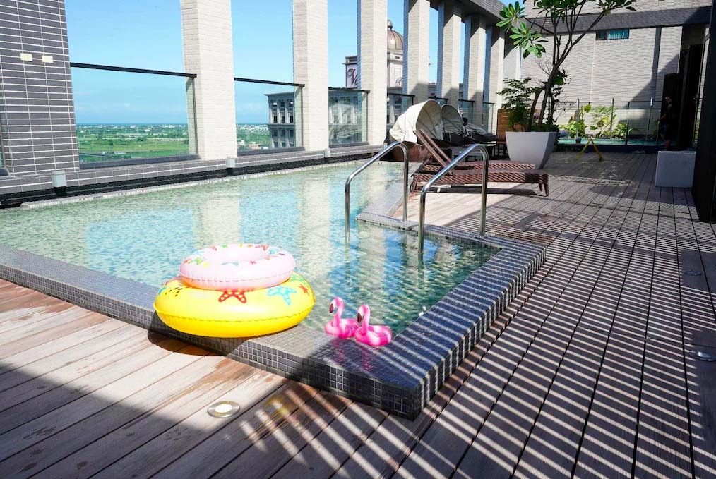 【宜蘭飯店推薦】精選五間礁溪泳池親子飯店住宿名單｜品文旅｜誠闊｜捷絲旅｜川湯春天溫泉酒店｜平價.新開幕.高CP值.泡湯