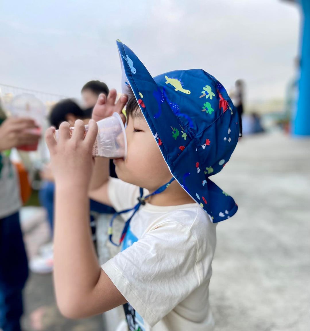 美國Babiators 飛行寶寶兒童太陽眼鏡｜耐折耐摔、好看帥氣、抗UV、抗藍光、一年保固品質推薦！