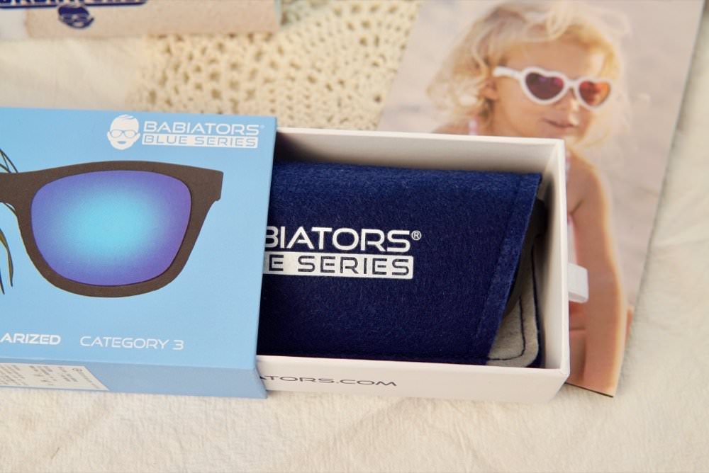 Babiators兒童墨鏡附收納盒與眼鏡套