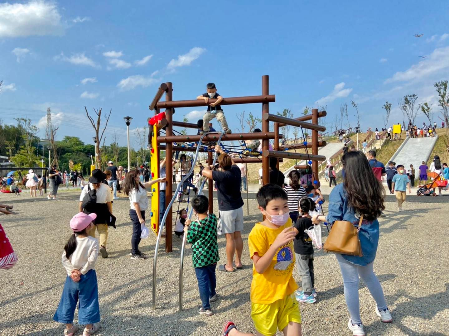 桃園景點遊記|2022桃園國際風箏節-春季鯨奇之旅!超大座頭鯨、海底生物天上飛! - 第10張圖 桃園景點遊記|2022桃園國際風箏節-春季鯨奇之旅!超大座頭鯨、海底生物天上飛!