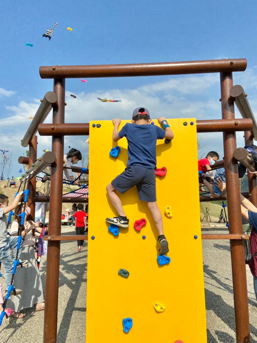 桃園景點遊記|2022桃園國際風箏節-春季鯨奇之旅!超大座頭鯨、海底生物天上飛! - 第9張圖 桃園景點遊記|2022桃園國際風箏節-春季鯨奇之旅!超大座頭鯨、海底生物天上飛!