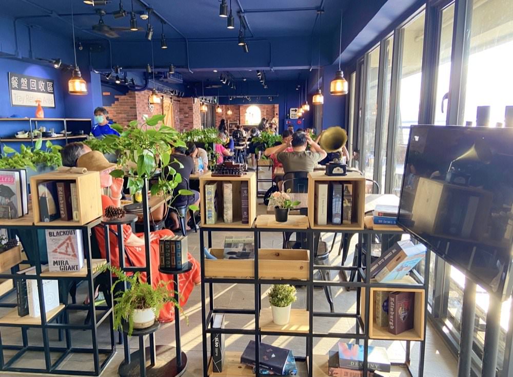 基隆和平島公園｜超棒海水泳池，玩水玩沙、和魚一起游泳～基隆旅遊景點推薦！