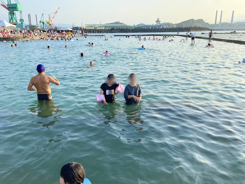 33 基隆和平島公園水池深度親子玩水玩沙游泳戲水推薦景點
