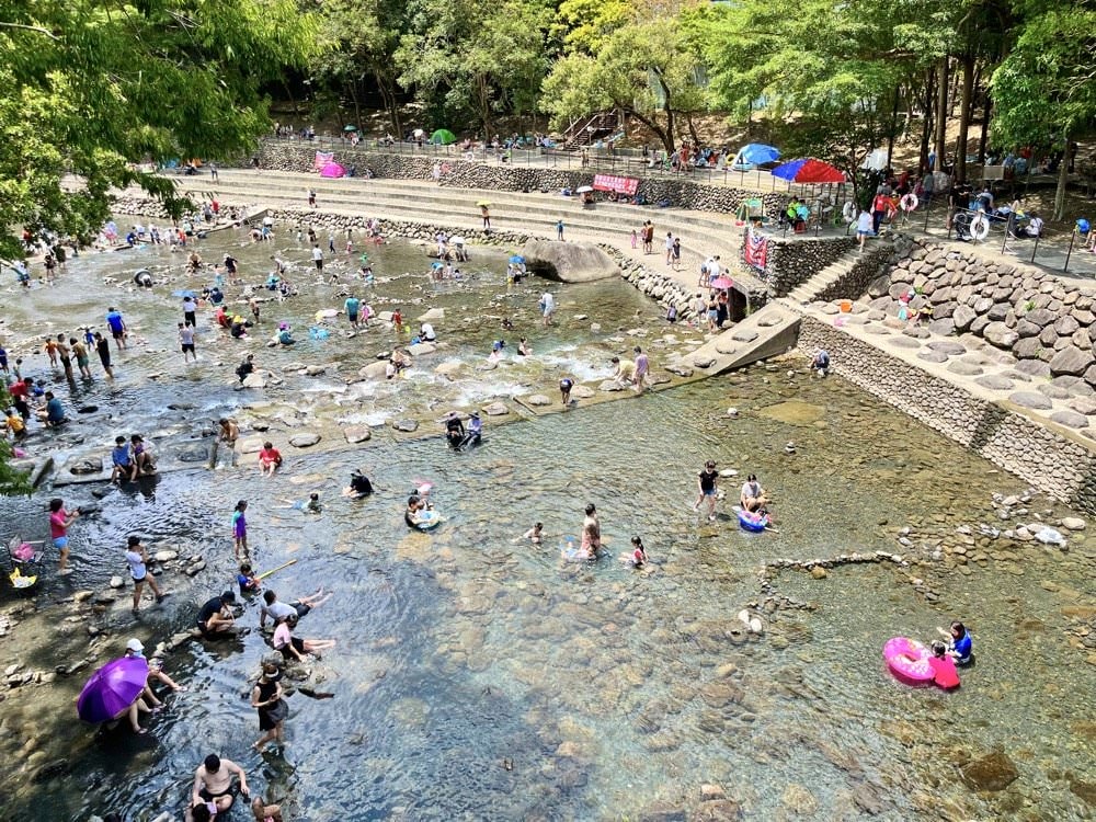 宇內溪戲水區｜夏季限定！有救生員的清涼天然溪流｜桃園玩水景點推薦！