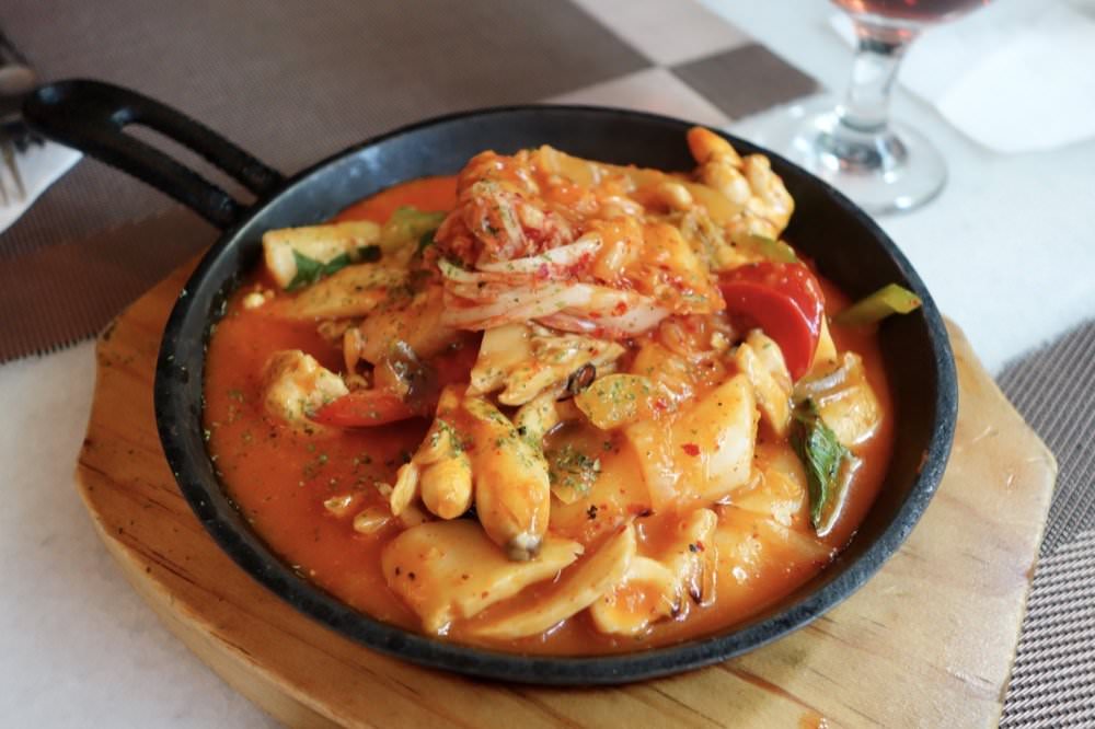 沃德先生烘培餐館｜質感氣氛、義大利麵與精緻美食，中壢不限時餐廳推薦！