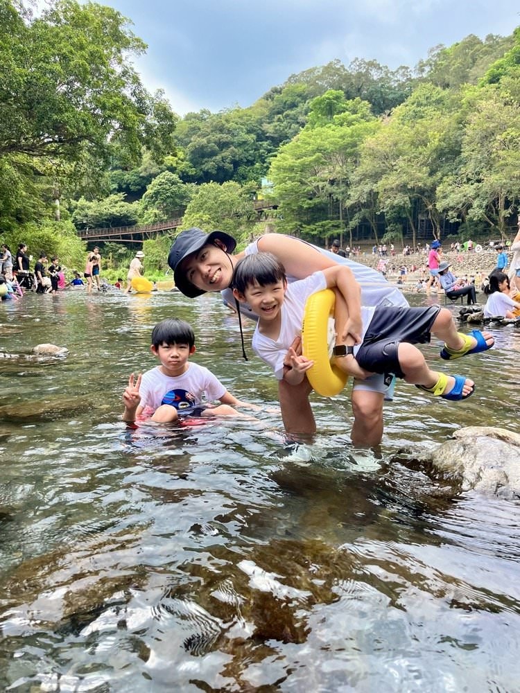 宇內溪戲水區｜夏季限定！有救生員的清涼天然溪流｜桃園玩水景點推薦！