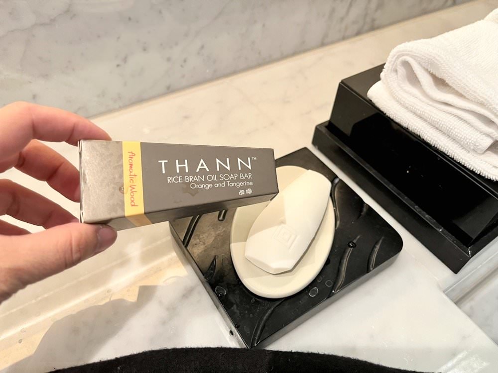 高雄萬豪酒店|必住新開幕飯店推薦!美味早餐按摩水療游泳池、超強健身房與兒童遊戲室&高空景觀行政酒廊!高雄親子飯店 - 第13張圖 高雄萬豪酒店|必住新開幕飯店推薦!美味早餐按摩水療游泳池、超強健身房與兒童遊戲室&高空景觀行政酒廊!高雄親子飯店