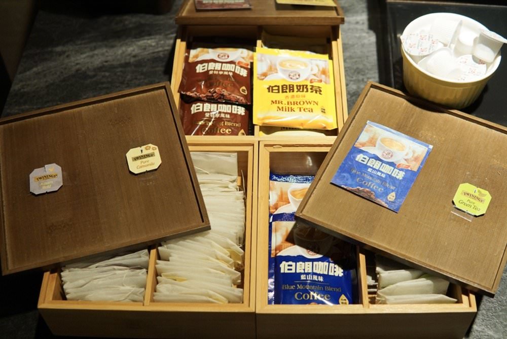 上官木桶鍋。中壢火鍋推薦｜頂級新鮮海鮮與超好吃和牛霜降肉片，肉控必吃火鍋推薦！(源自蘆洲正官)