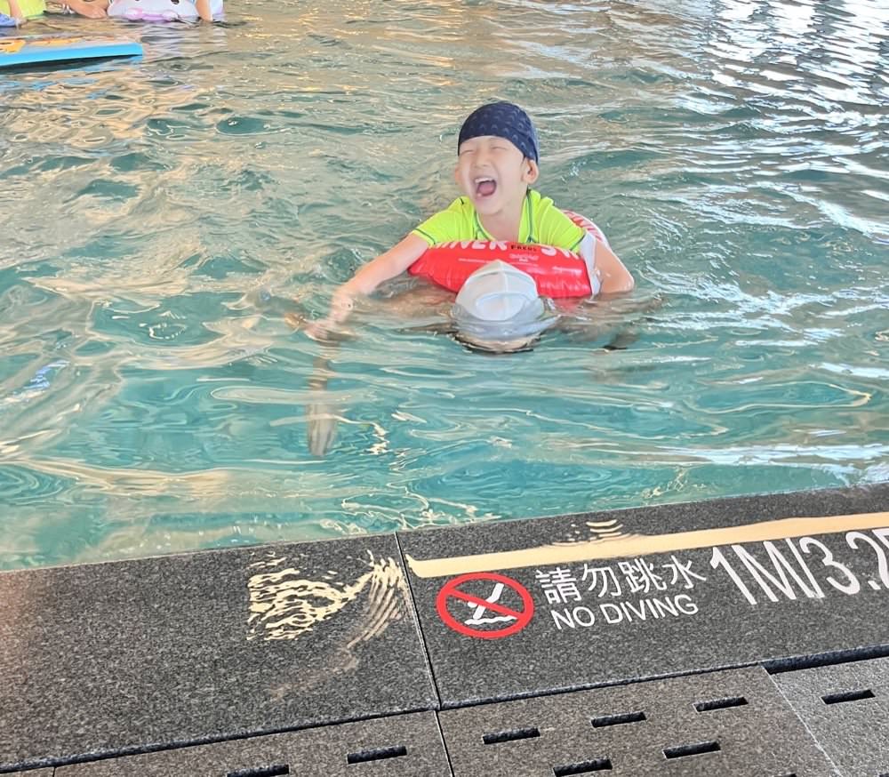 高雄萬豪酒店|必住新開幕飯店推薦!美味早餐按摩水療游泳池、超強健身房與兒童遊戲室&高空景觀行政酒廊!高雄親子飯店 - 第38張圖 高雄萬豪酒店|必住新開幕飯店推薦!美味早餐按摩水療游泳池、超強健身房與兒童遊戲室&高空景觀行政酒廊!高雄親子飯店