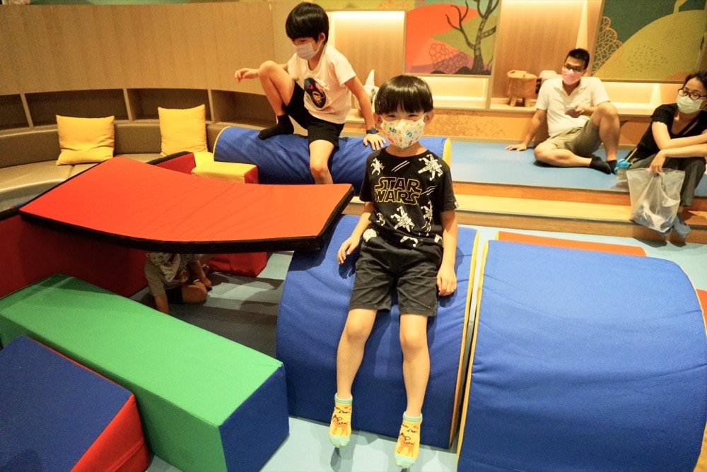 高雄萬豪酒店|必住新開幕飯店推薦!美味早餐按摩水療游泳池、超強健身房與兒童遊戲室&高空景觀行政酒廊!高雄親子飯店 - 第41張圖 高雄萬豪酒店|必住新開幕飯店推薦!美味早餐按摩水療游泳池、超強健身房與兒童遊戲室&高空景觀行政酒廊!高雄親子飯店