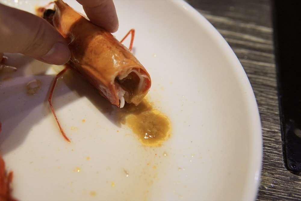 上官木桶鍋。中壢火鍋推薦｜頂級新鮮海鮮與超好吃和牛霜降肉片，肉控必吃火鍋推薦！(源自蘆洲正官)