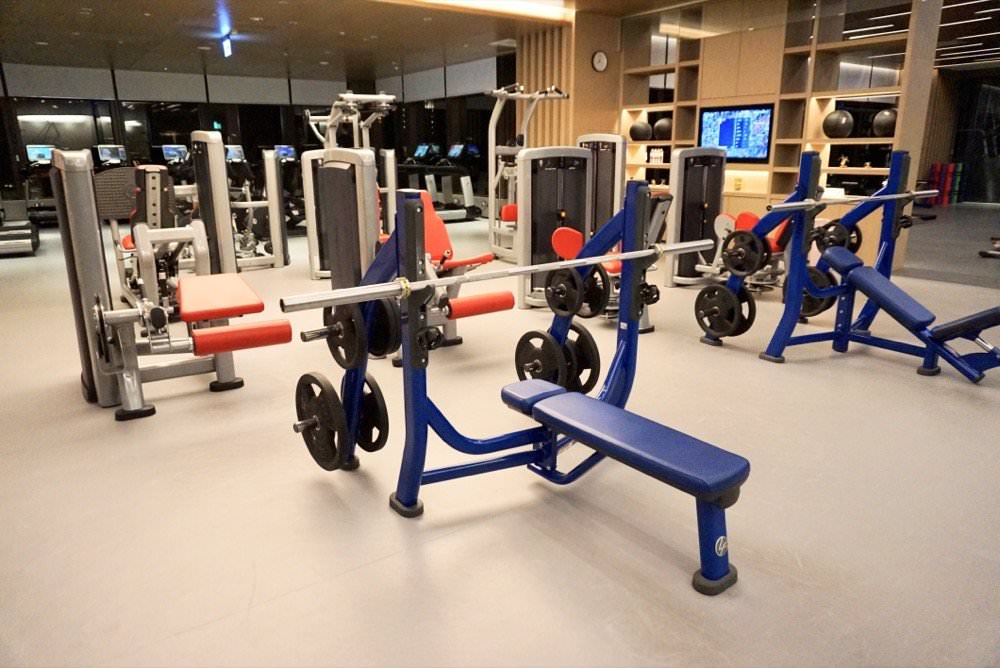 高雄萬豪酒店|必住新開幕飯店推薦!美味早餐按摩水療游泳池、超強健身房與兒童遊戲室&高空景觀行政酒廊!高雄親子飯店 - 第47張圖 高雄萬豪酒店|必住新開幕飯店推薦!美味早餐按摩水療游泳池、超強健身房與兒童遊戲室&高空景觀行政酒廊!高雄親子飯店