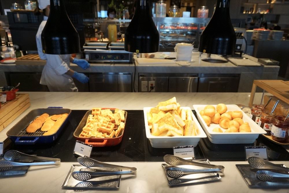 高雄萬豪酒店|必住新開幕飯店推薦!美味早餐按摩水療游泳池、超強健身房與兒童遊戲室&高空景觀行政酒廊!高雄親子飯店 - 第61張圖 高雄萬豪酒店|必住新開幕飯店推薦!美味早餐按摩水療游泳池、超強健身房與兒童遊戲室&高空景觀行政酒廊!高雄親子飯店