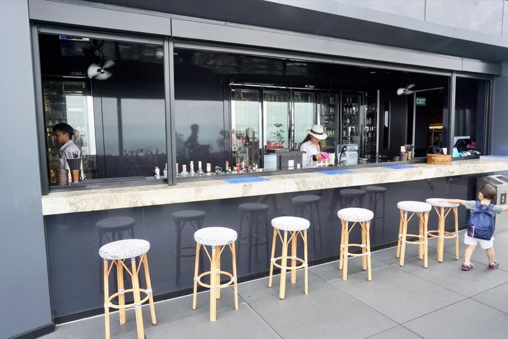 曼谷景點推薦｜王權大京都大廈King Power MahaNakhon(王權瑪哈納功大廈)。透明玻璃天空步道，78樓高空酒吧俯瞰曼谷風景