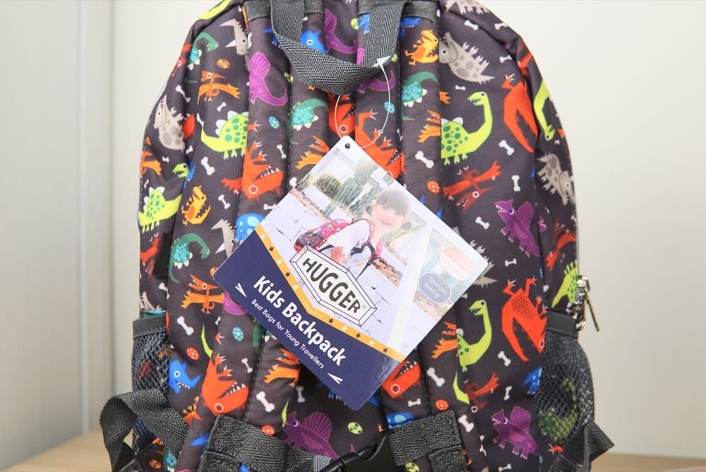 兒童背包推薦-英國HUGGER兒童背包,極輕耐重防潑水,旅行出遊超實用!還有可愛水壺與筆袋 - 第5張圖 兒童背包推薦-英國HUGGER兒童背包,極輕耐重防潑水,旅行出遊超實用!還有可愛水壺與筆袋