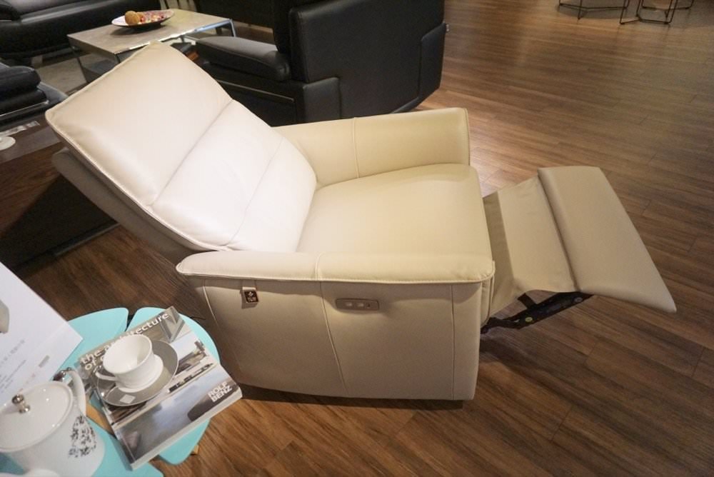 【新竹傢俱推薦】義大利nicoline進口電動沙發、單人電動沙發，高質感舒適享受、平價沃荷沙發到進口家具多種居家風格一次滿足－晶華傢俱