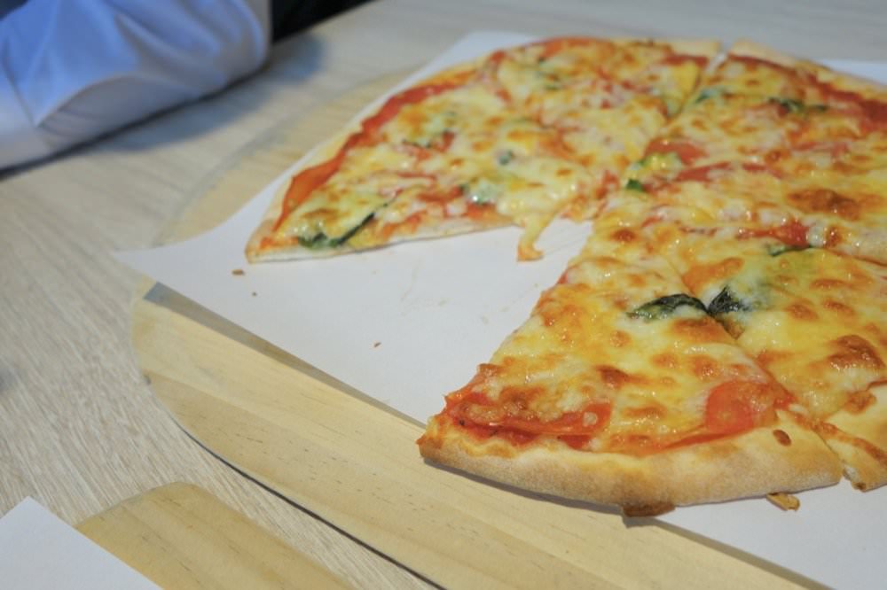 中壢披薩推薦｜來我家吃pizza手工窯烤專賣店－好吃現做美味披薩！