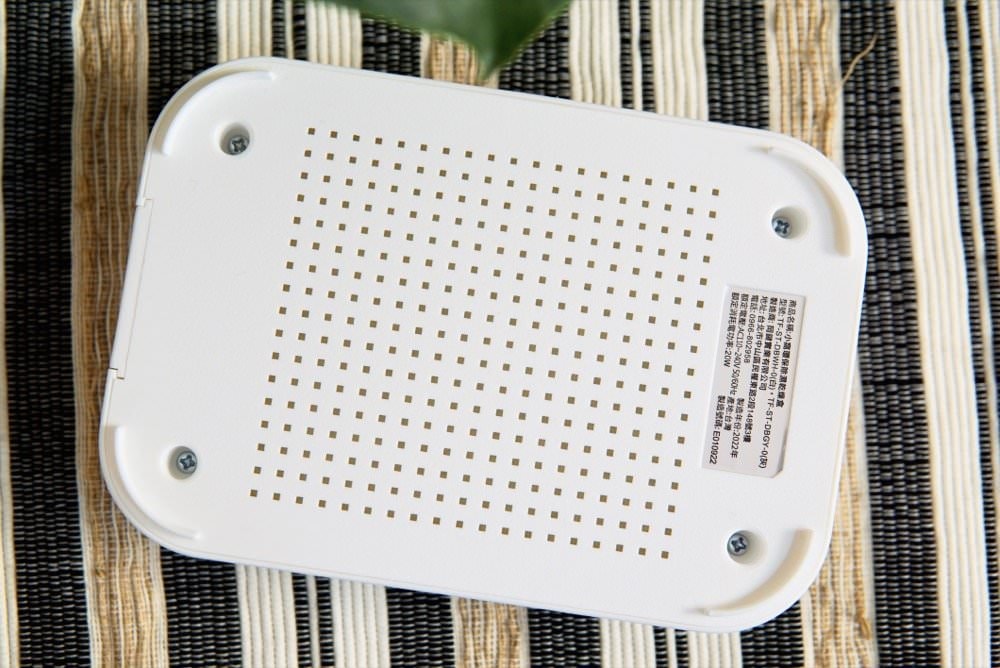 除濕盒推薦－防御工事小窩環保除濕盒，好用、省錢又環保！無線小型除濕器推薦