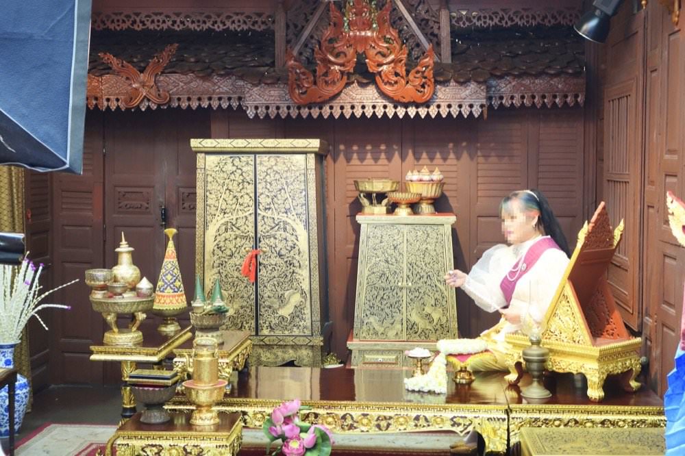 曼谷【泰服租借拍攝】Thai Style Studio｜傳統服飾變身泰劇人物！MBK Center室內攝影棚