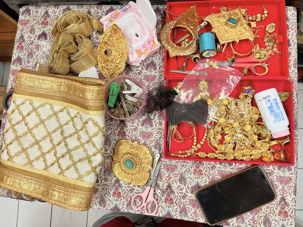 曼谷【泰服租借拍攝】Thai Style Studio｜傳統服飾變身泰劇人物！MBK Center室內攝影棚