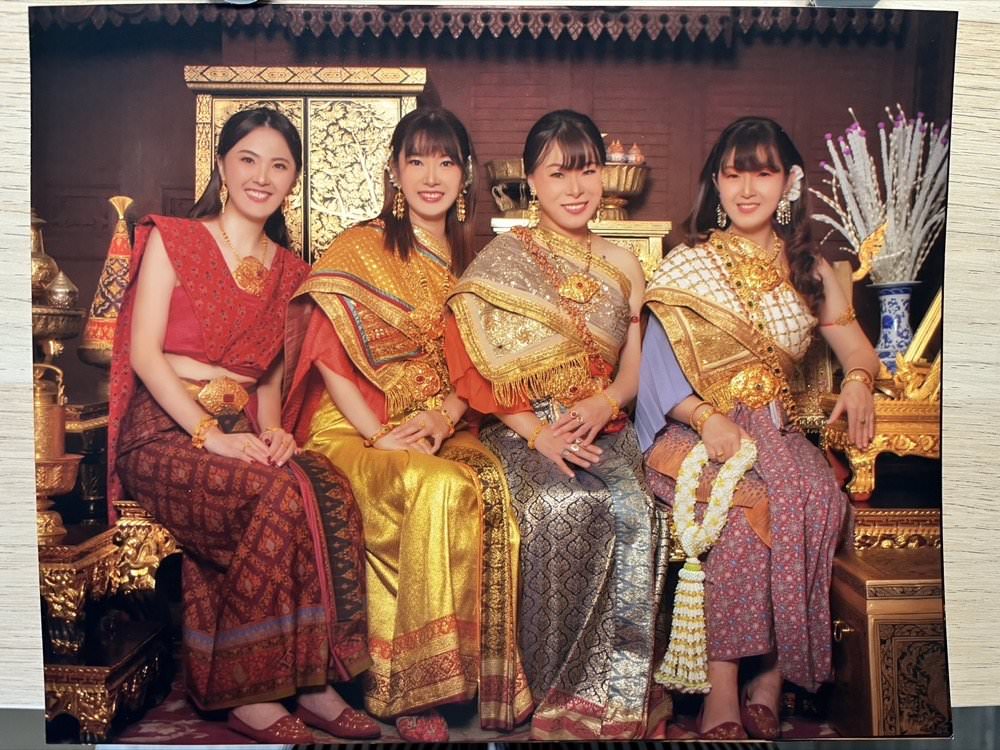 曼谷【泰服租借拍攝】Thai Style Studio｜傳統服飾變身泰劇人物！MBK Center室內攝影棚