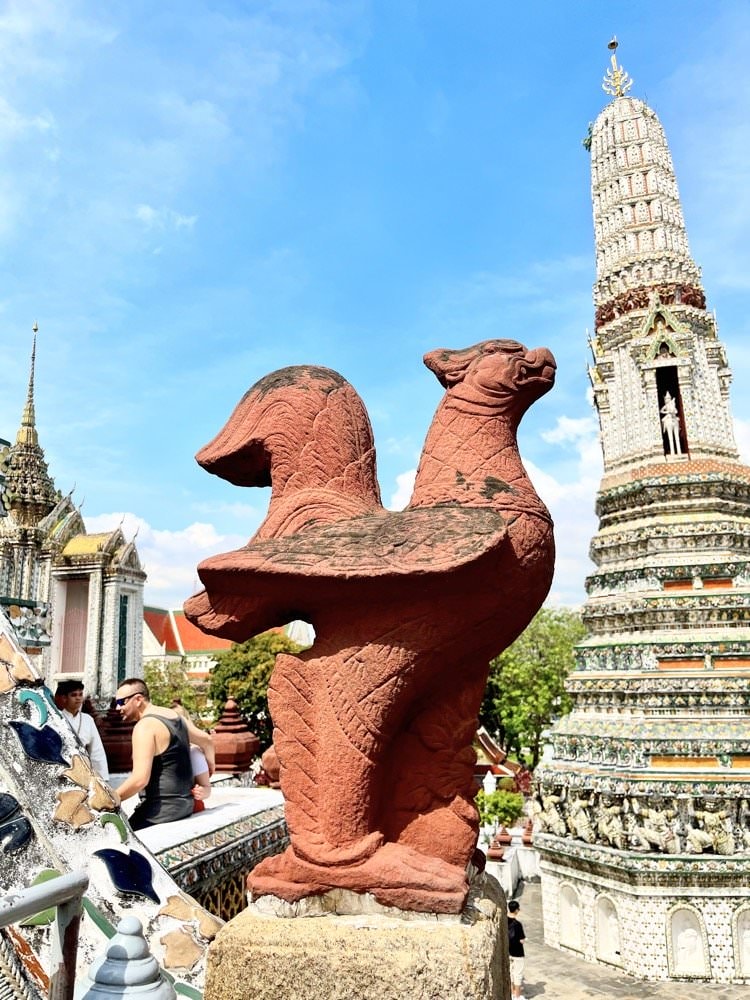 曼谷必去景點【黎明寺(鄭王廟)】|河畔最美寺廟古蹟,泰國的艾菲爾鐵塔!(門票與搭船交通.計程車資資訊) - 第30張圖 曼谷必去景點【黎明寺(鄭王廟)】|河畔最美寺廟古蹟,泰國的艾菲爾鐵塔!(門票與搭船交通.計程車資資訊)