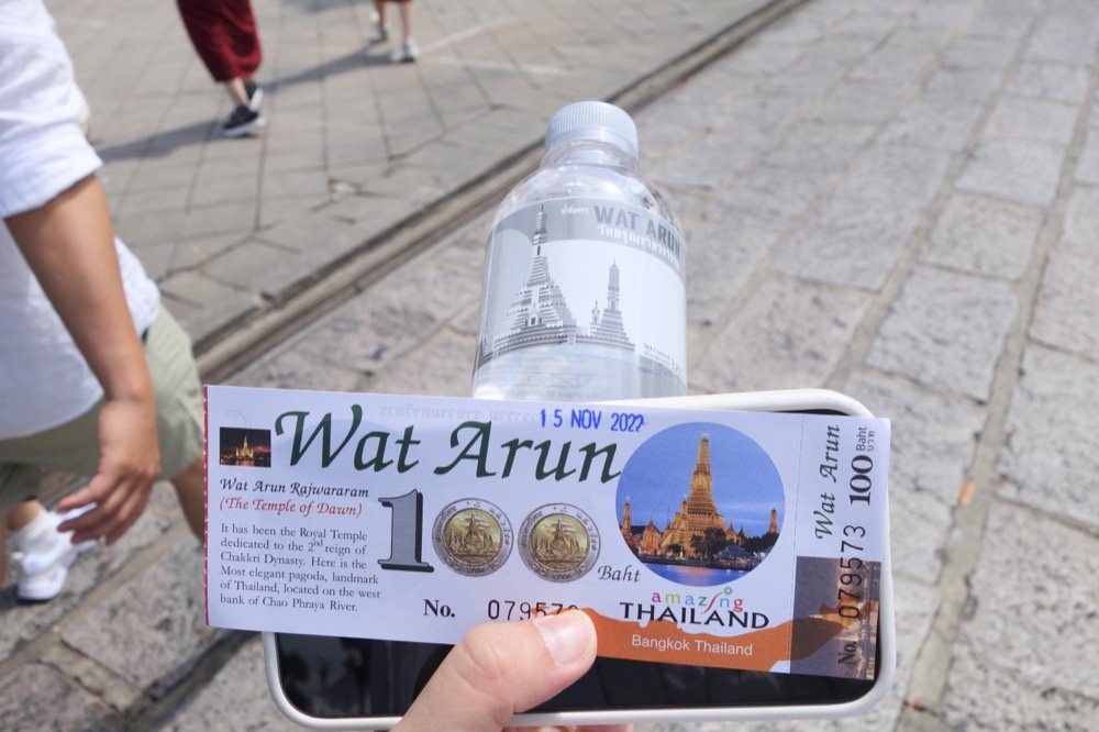 曼谷必去景點【黎明寺(鄭王廟)】|河畔最美寺廟古蹟,泰國的艾菲爾鐵塔!(門票與搭船交通.計程車資資訊) - 第19張圖 曼谷必去景點【黎明寺(鄭王廟)】|河畔最美寺廟古蹟,泰國的艾菲爾鐵塔!(門票與搭船交通.計程車資資訊)