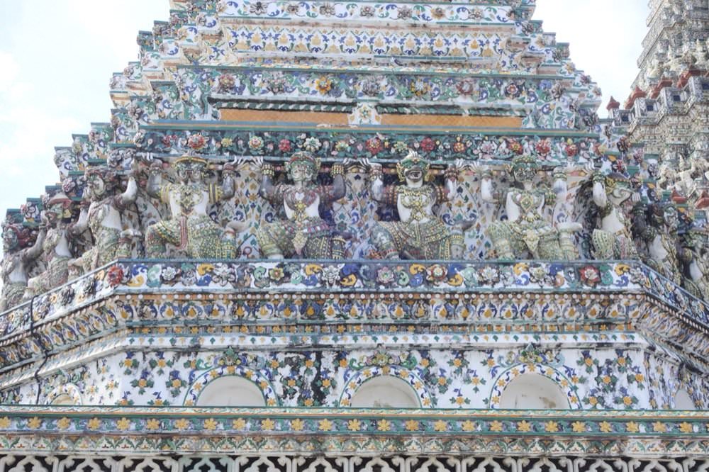 曼谷必去景點【黎明寺(鄭王廟)】|河畔最美寺廟古蹟,泰國的艾菲爾鐵塔!(門票與搭船交通.計程車資資訊) - 第38張圖 曼谷必去景點【黎明寺(鄭王廟)】|河畔最美寺廟古蹟,泰國的艾菲爾鐵塔!(門票與搭船交通.計程車資資訊)