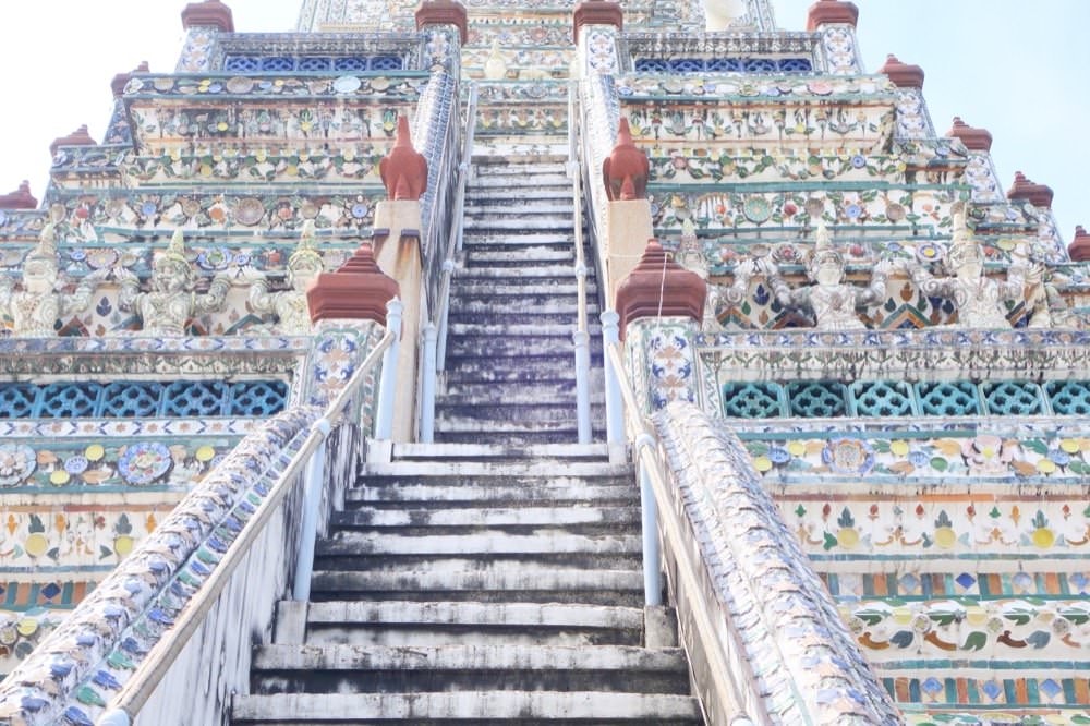 曼谷必去景點【黎明寺(鄭王廟)】|河畔最美寺廟古蹟,泰國的艾菲爾鐵塔!(門票與搭船交通.計程車資資訊) - 第43張圖 曼谷必去景點【黎明寺(鄭王廟)】|河畔最美寺廟古蹟,泰國的艾菲爾鐵塔!(門票與搭船交通.計程車資資訊)