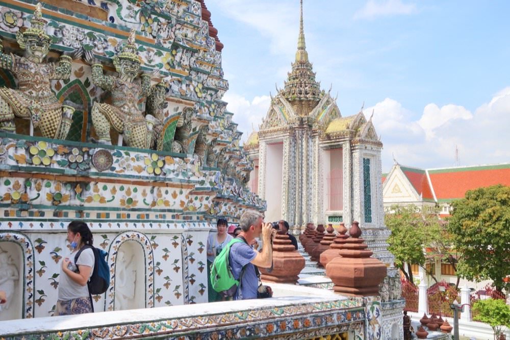 曼谷必去景點【黎明寺(鄭王廟)】|河畔最美寺廟古蹟,泰國的艾菲爾鐵塔!(門票與搭船交通.計程車資資訊) - 第48張圖 曼谷必去景點【黎明寺(鄭王廟)】|河畔最美寺廟古蹟,泰國的艾菲爾鐵塔!(門票與搭船交通.計程車資資訊)
