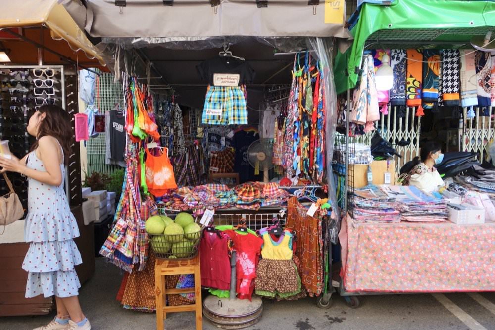 【曼谷水上市場推薦】美功鐵道市場、安帕瓦水上市場一日遊!曼谷近郊一日遊景點包車旅行 - 第29張圖 【曼谷水上市場推薦】美功鐵道市場、安帕瓦水上市場一日遊!曼谷近郊一日遊景點包車旅行