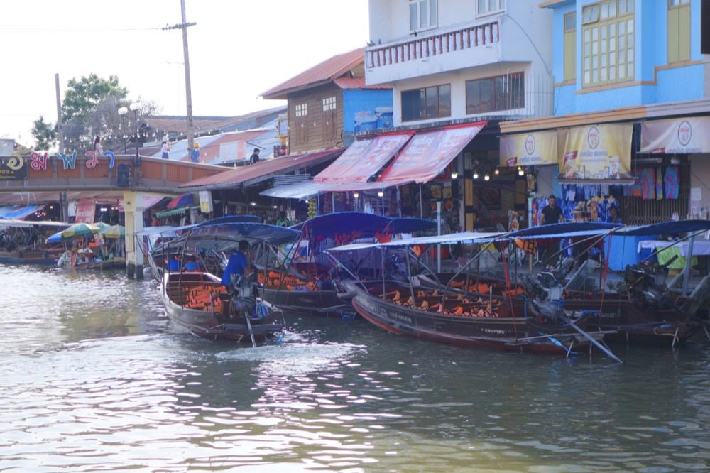 【曼谷水上市場推薦】美功鐵道市場、安帕瓦水上市場一日遊!曼谷近郊一日遊景點包車旅行 - 第34張圖 【曼谷水上市場推薦】美功鐵道市場、安帕瓦水上市場一日遊!曼谷近郊一日遊景點包車旅行