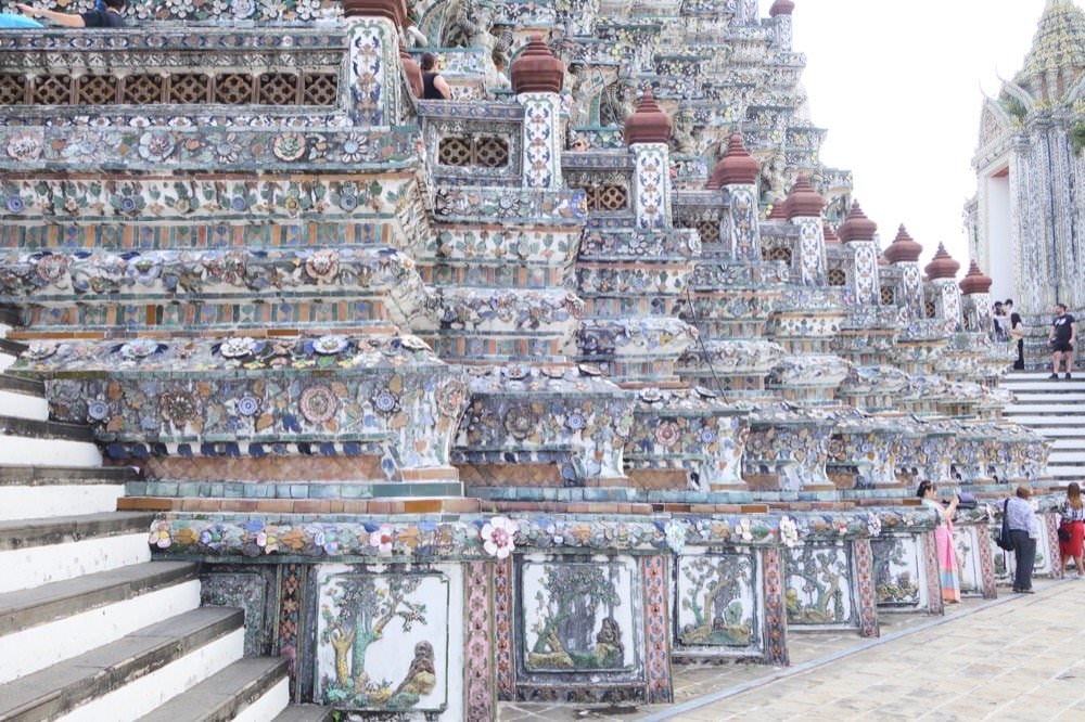 曼谷必去景點【黎明寺(鄭王廟)】|河畔最美寺廟古蹟,泰國的艾菲爾鐵塔!(門票與搭船交通.計程車資資訊) - 第47張圖 曼谷必去景點【黎明寺(鄭王廟)】|河畔最美寺廟古蹟,泰國的艾菲爾鐵塔!(門票與搭船交通.計程車資資訊)