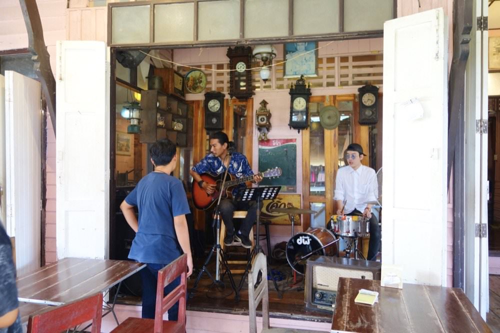 【曼谷水上市場推薦】美功鐵道市場、安帕瓦水上市場一日遊!曼谷近郊一日遊景點包車旅行 - 第38張圖 【曼谷水上市場推薦】美功鐵道市場、安帕瓦水上市場一日遊!曼谷近郊一日遊景點包車旅行