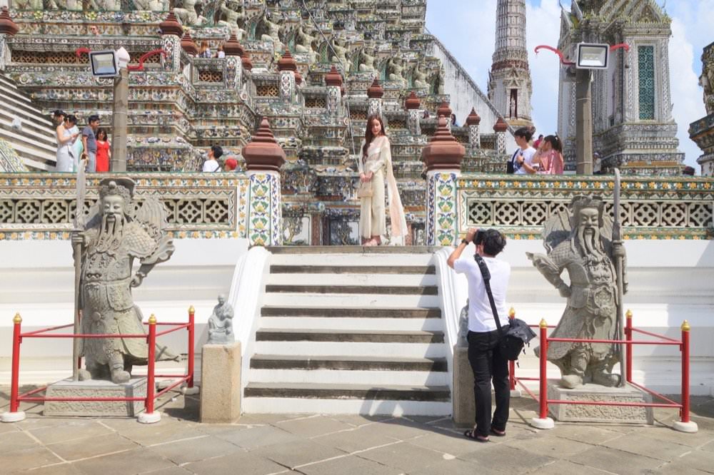 曼谷必去景點【黎明寺(鄭王廟)】|河畔最美寺廟古蹟,泰國的艾菲爾鐵塔!(門票與搭船交通.計程車資資訊) - 第22張圖 曼谷必去景點【黎明寺(鄭王廟)】|河畔最美寺廟古蹟,泰國的艾菲爾鐵塔!(門票與搭船交通.計程車資資訊)