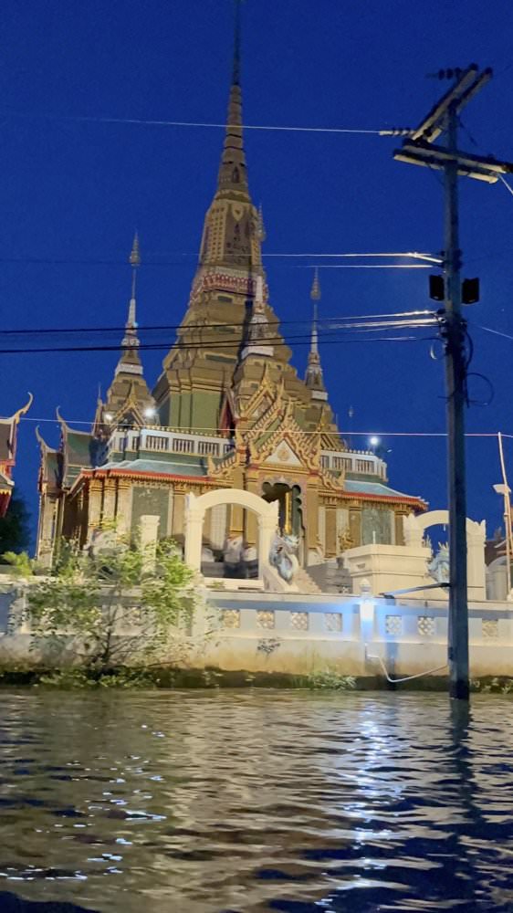 【曼谷水上市場推薦】美功鐵道市場、安帕瓦水上市場一日遊!曼谷近郊一日遊景點包車旅行 - 第46張圖 【曼谷水上市場推薦】美功鐵道市場、安帕瓦水上市場一日遊!曼谷近郊一日遊景點包車旅行