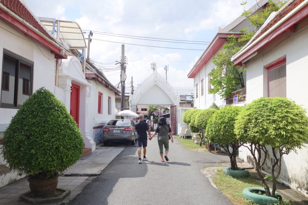曼谷必去景點【黎明寺(鄭王廟)】｜河畔最美寺廟古蹟，泰國的艾菲爾鐵塔！(門票與搭船交通.計程車資資訊)
