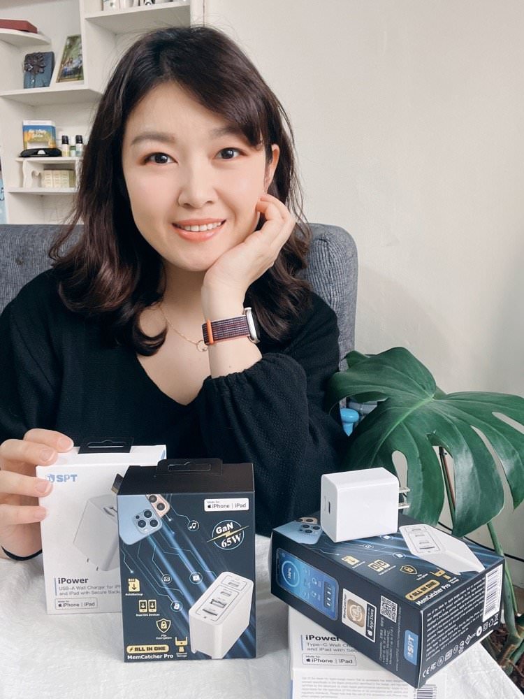 備份豆腐頭推薦 | SPT 回憶補手iPower Pro Max開箱&優惠團購(包含MemCatcher Pro 65W快充備份)
