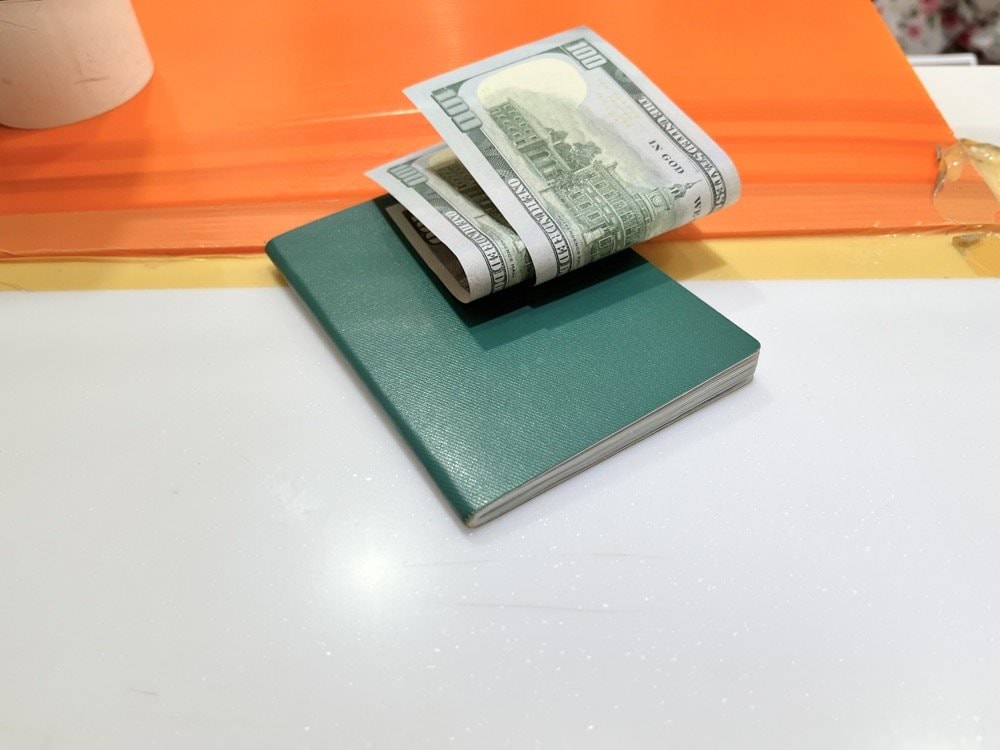 BTS Asoke 換錢所 | 橘色SuperRich Currency換泰銖匯率比機場好