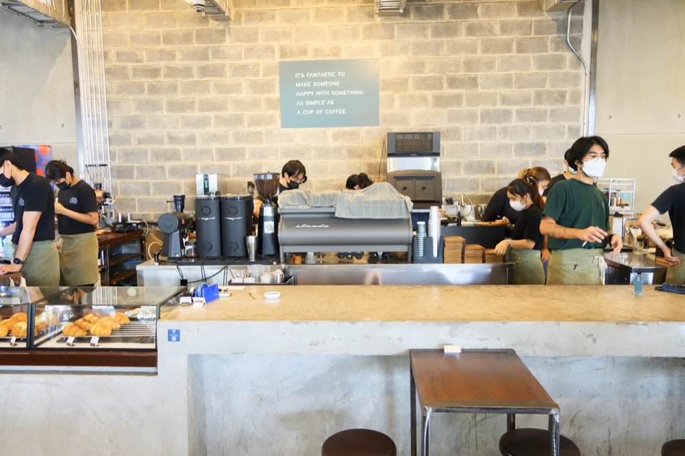 曼谷咖啡廳推薦｜Factory Coffee 泰國冠軍咖啡師香醇濃郁咖啡|曼谷BTS Phaya Thai美食景點