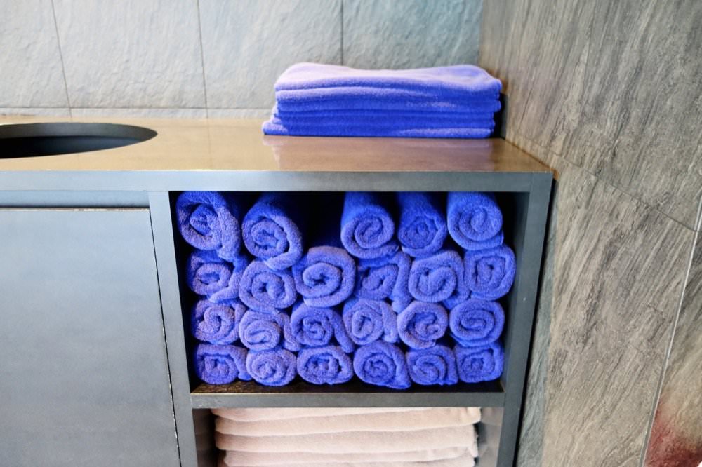 曼谷飯店推薦【曼谷索拉利亞西鐵飯店Solaria Nishitetsu Hotel Bangkok】BTS Asoke空橋連通，泳池.高空酒吧.免治馬桶，地點方便超推薦！