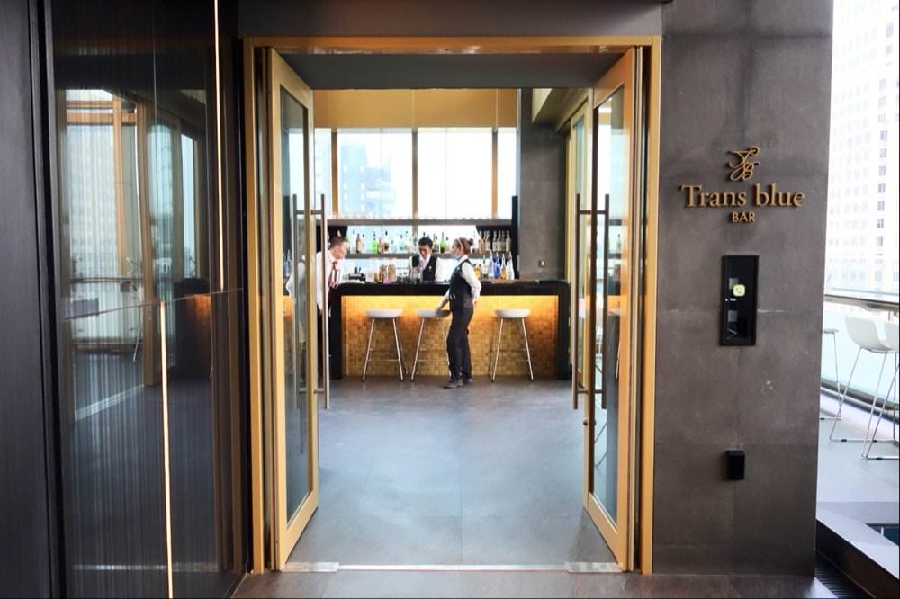 曼谷飯店推薦【曼谷索拉利亞西鐵飯店Solaria Nishitetsu Hotel Bangkok】BTS Asoke空橋連通，泳池.高空酒吧.免治馬桶，地點方便超推薦！