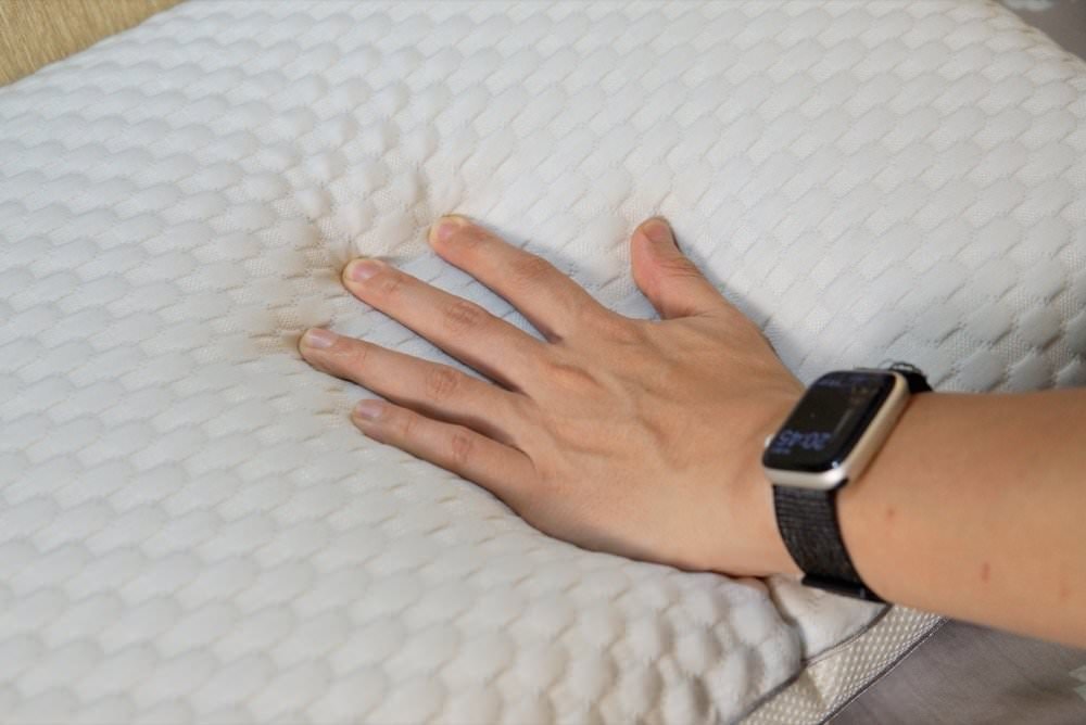 記憶枕推薦 | 朵法亞 Darphia 生活美學【Frio涼感記憶枕】適合的枕頭讓你一夜好眠！(免費試睡)