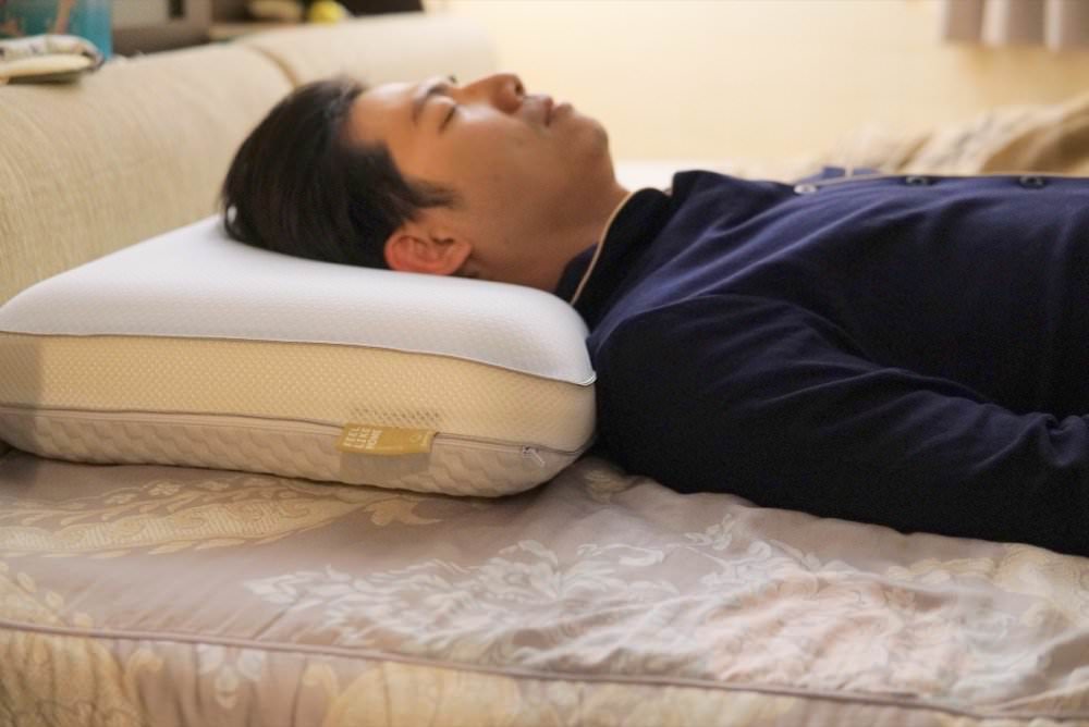 記憶枕推薦 | 朵法亞 Darphia 生活美學【Frio涼感記憶枕】適合的枕頭讓你一夜好眠！(免費試睡)