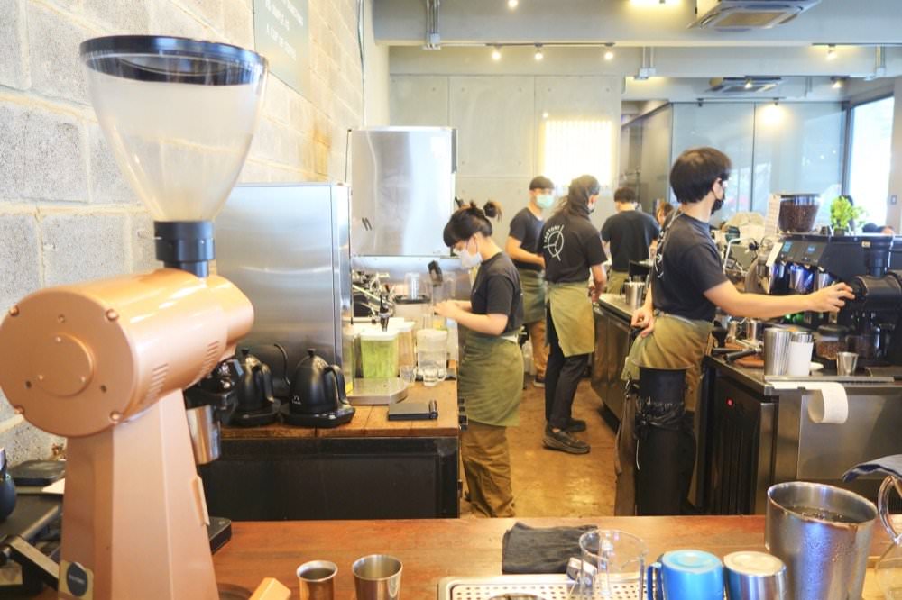 曼谷咖啡廳推薦｜Factory Coffee 泰國冠軍咖啡師香醇濃郁咖啡|曼谷BTS Phaya Thai美食景點