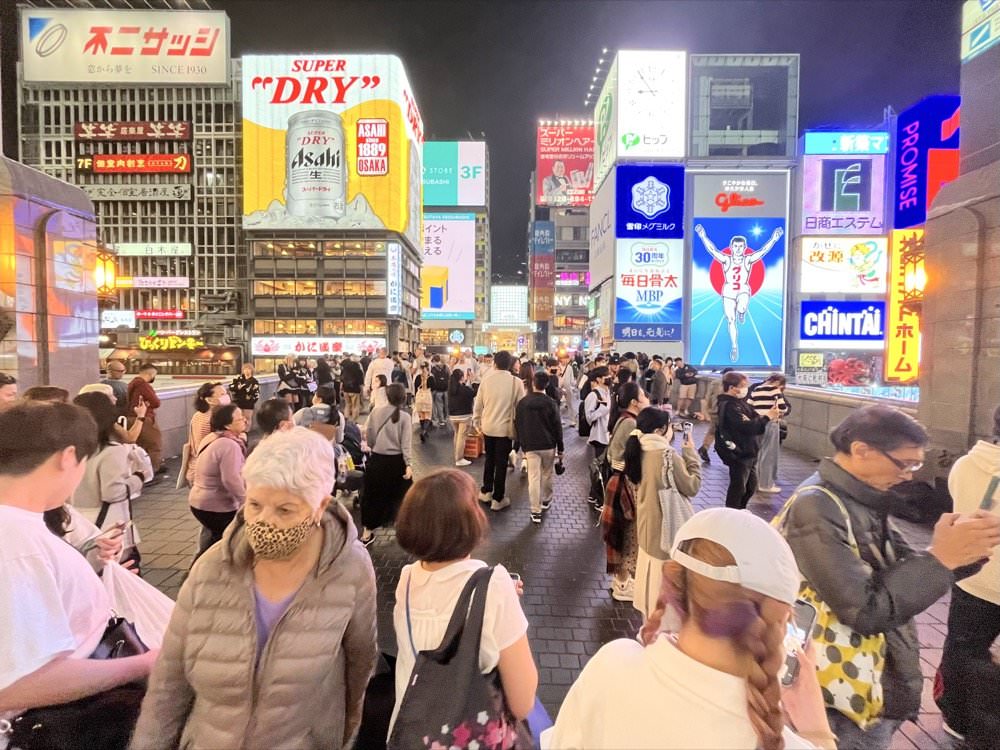 大阪飯店推薦｜心齋橋HOTEL HILLARYS Shinsaibashi 免費點心咖啡、頂樓泡湯浴場！市區大阪飯店推薦