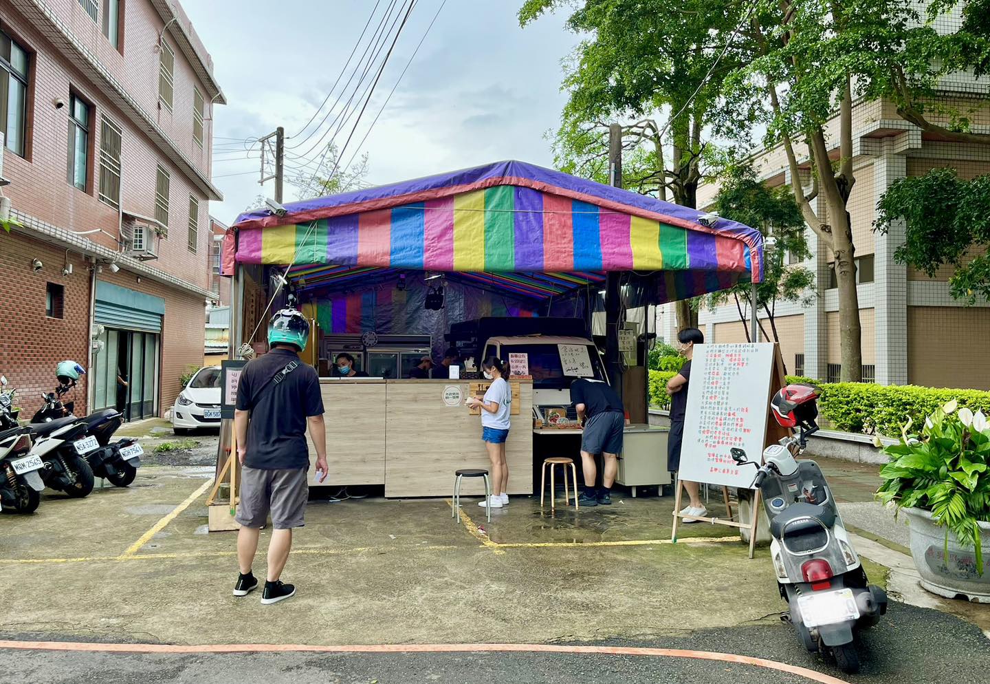 義興公園臭豆腐|平鎮排隊銅板小吃推薦,隱藏美食超讚好味道! - 第2張圖 義興公園臭豆腐|平鎮排隊銅板小吃推薦,隱藏美食超讚好味道!