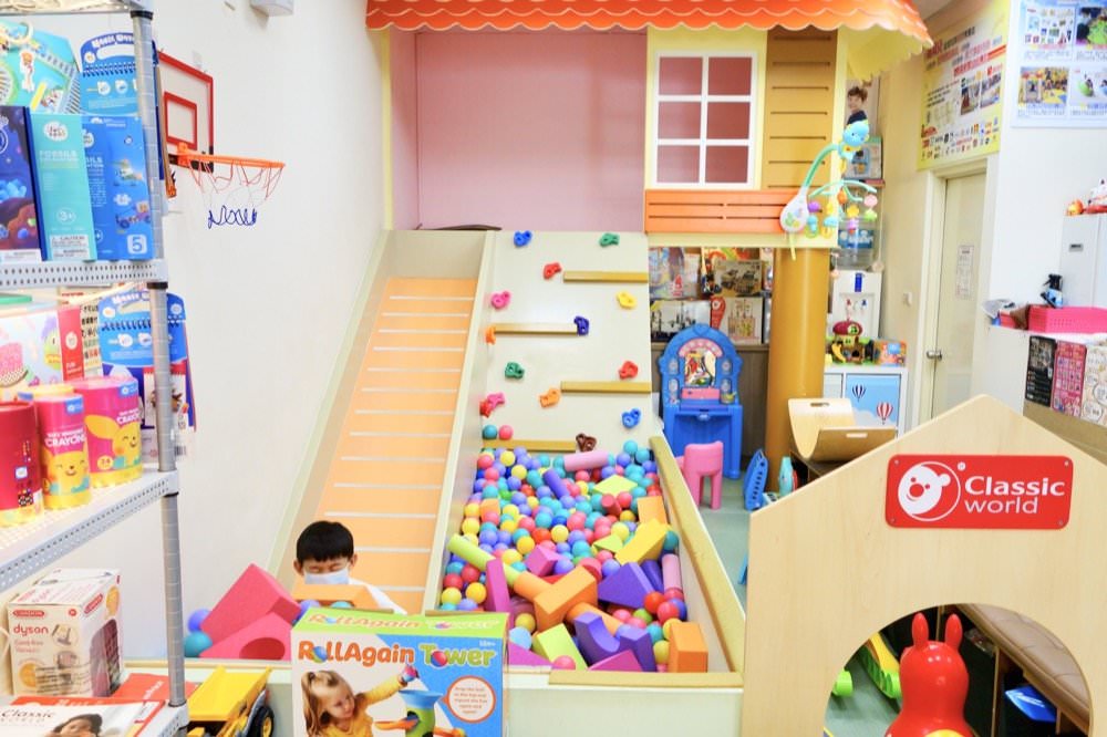 諾貝兒益智玩具租借專賣店(竹北東元門市)－超豐富STEAM玩具、聲光玩具、大型玩具健力架租借＆桌遊親子玩樂好去處！新竹玩具推薦